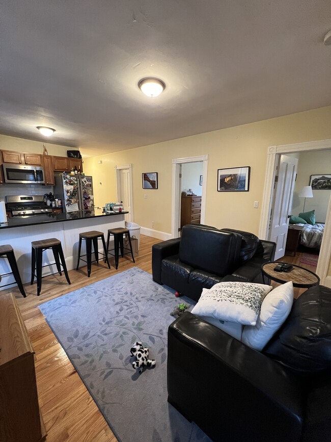 Building Photo - 42-44 Gorham St. Unit 3