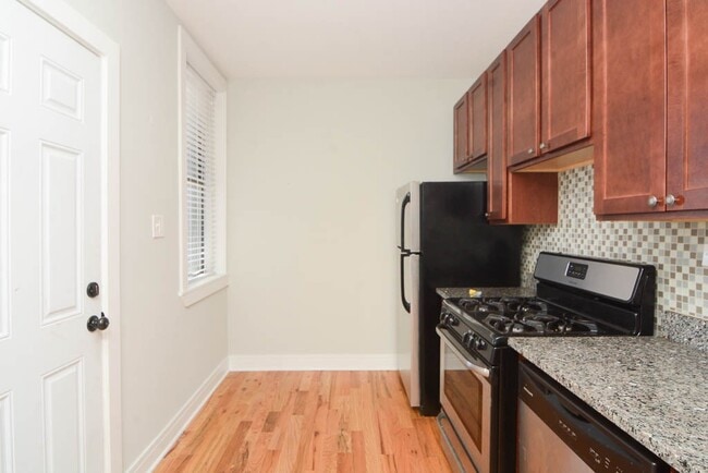 Building Photo - 4337 N Wolcott
