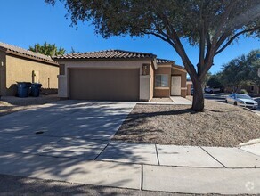 Building Photo - 998 E Mt Shibell Dr