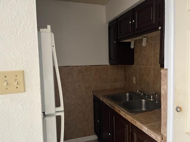 Foto del edificio - 3004 Juarez Ave