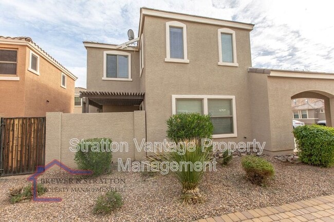 Photo - 2554 E Megan St House