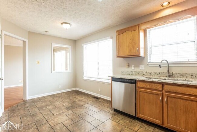 Foto del edificio - 712 Kaeden Pointe Ct
