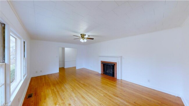 Foto del edificio - 1441 Sunset Ave