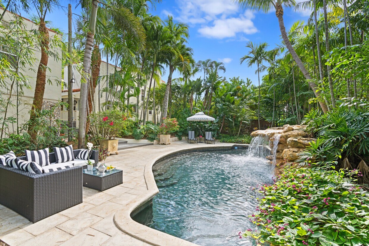 Photo - 727 Claremore Dr (West Palm Beach, FL)