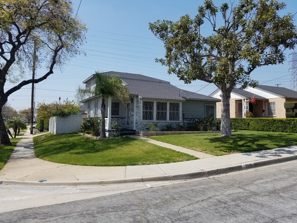 Just remodeled, centrally located - 2153 Findlay Ave