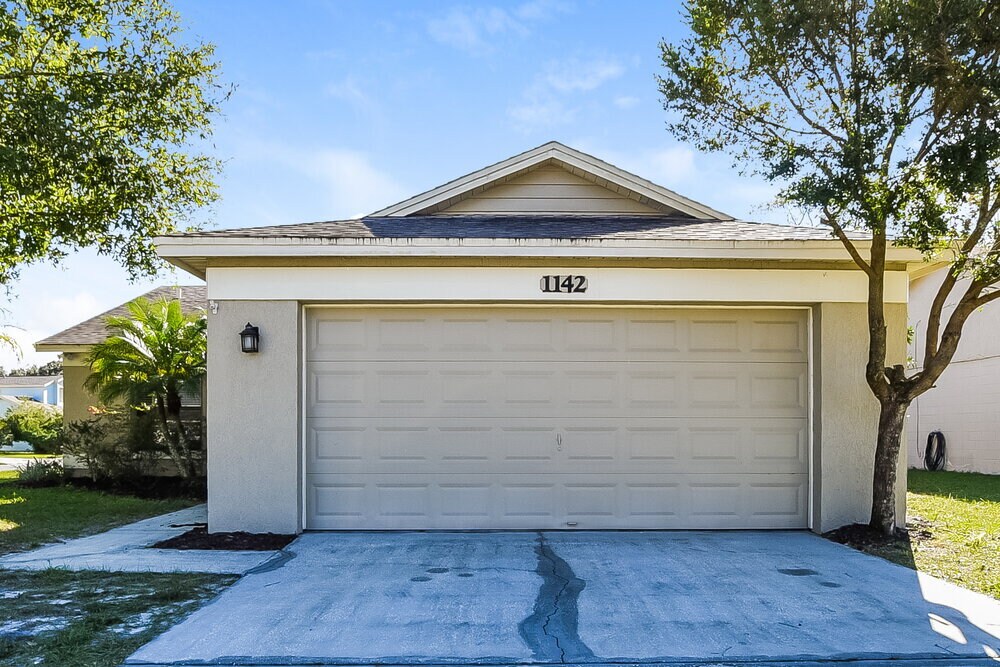 Foto principal - 1142 Covington St