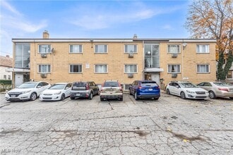 Building Photo - 1415 Wyandotte Ave