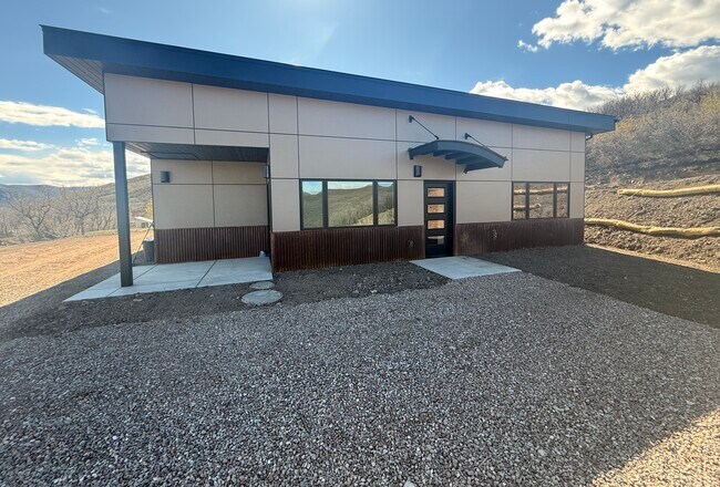 Foto del edificio - 1905 Bear Ridge Rd