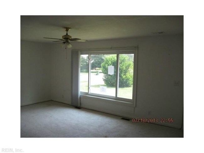 Building Photo - 2925 Murray Ct