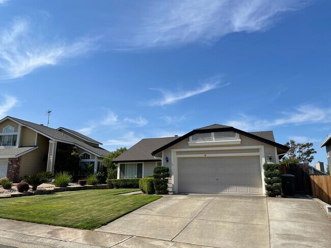 Building Photo - NICE SINGLE STORY HOUSE IN ROCKLIN!