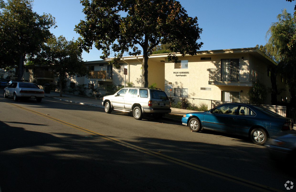 Foto del edificio - Palm Gardens Apartments