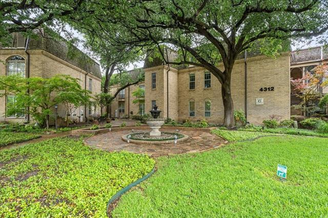 Foto principal - 4312 Bellaire Dr S
