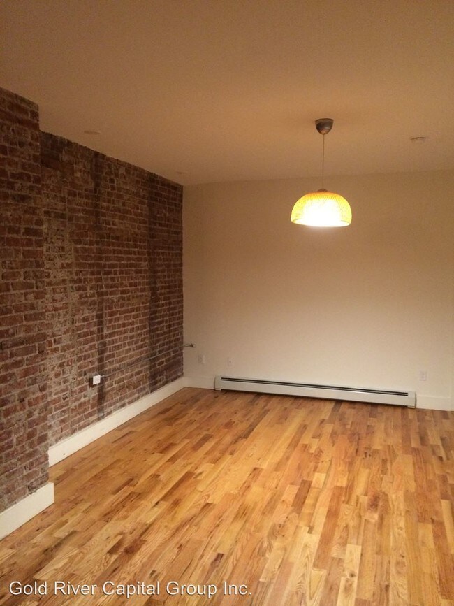 Building Photo - 159 Washington St