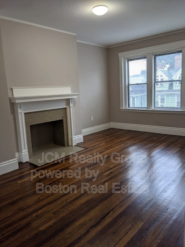 Photo - 44 Waverly St Apartment