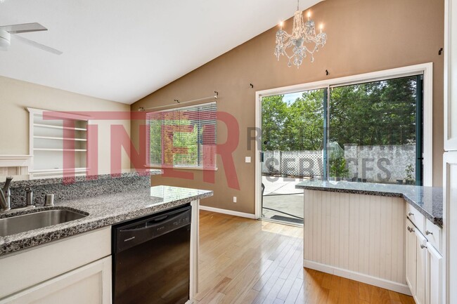 Building Photo - Beautiful 3 bedroom home in Folsom