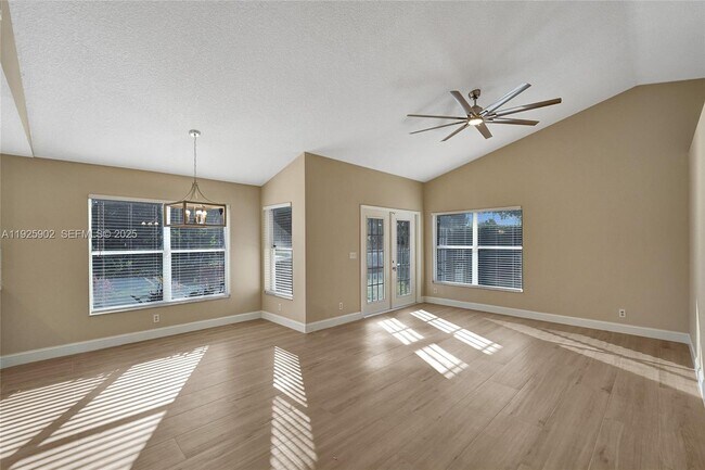 Building Photo - 9012 Lake Park Cir S