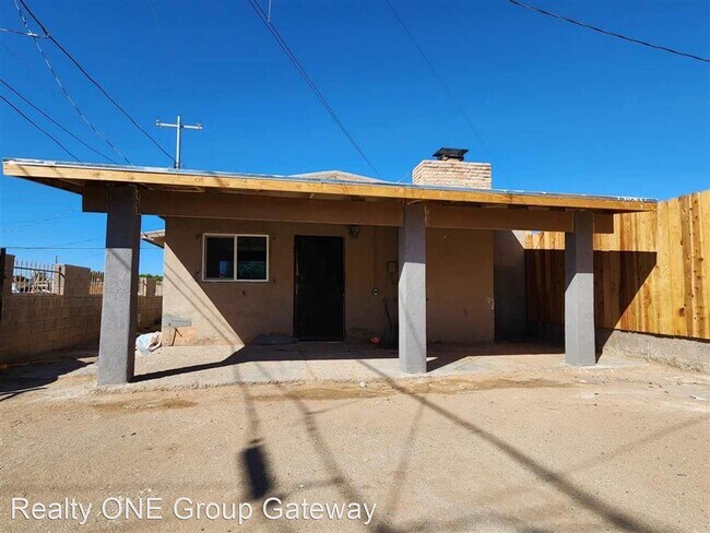 Foto del edificio - 2 br, 1 bath House - 237 S George St, #B