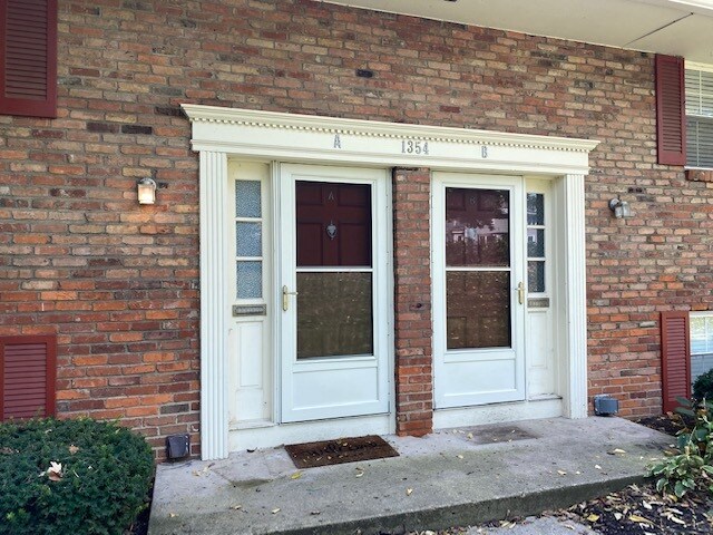 Building Photo - 1354 Bluff Ave