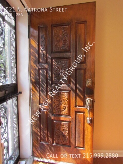 Foto del edificio - Beautiful home available near 32nd & Brand...
