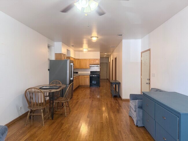 Foto del edificio - 2738 S Princeton Ave
