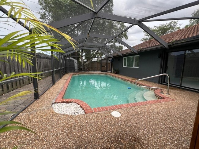 Photo - Beautiful 3 Bedroom Home in West Lauderhill