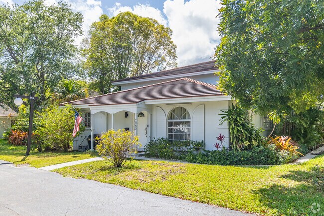 Foto del edificio - Camino Circle