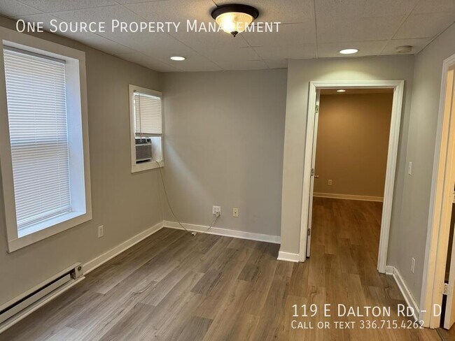 Building Photo - 119 E Dalton Rd