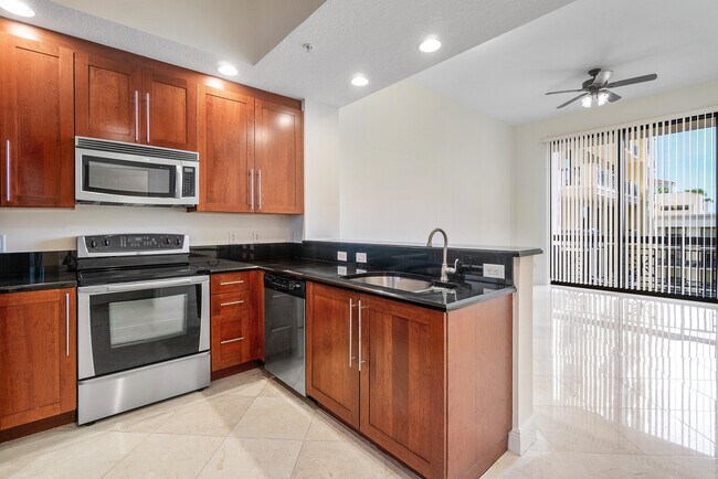Foto del edificio - 701 S Olive Ave