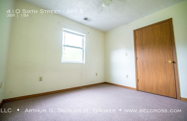 Building Photo - 410 6th St