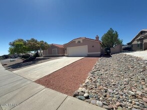 Building Photo - 3876 Camino del Vara