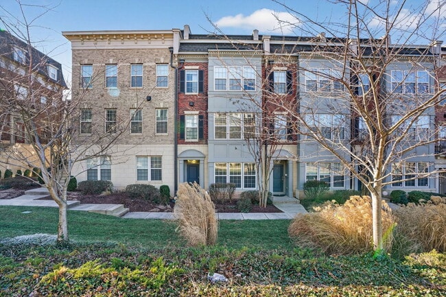 Photo - 610 Sprintsail Way Townhome