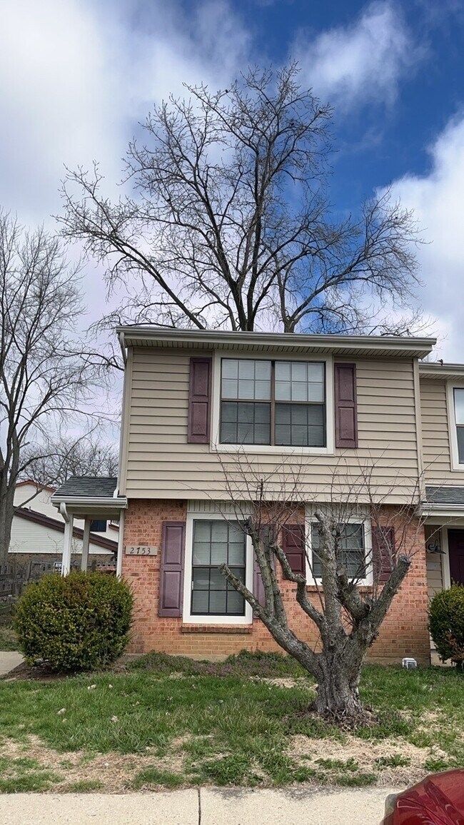 Photo - 2753 Brookshire Ln Townhome