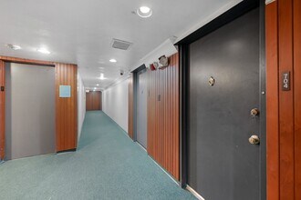 Building Photo - 7520 Hornwood Dr