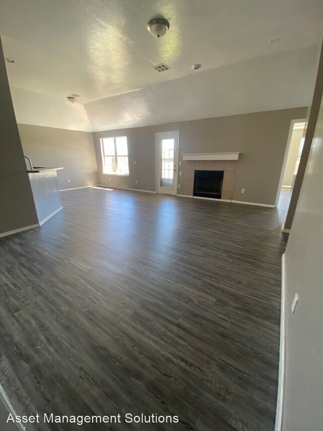 Foto del edificio - 5 br, 2 bath House - 626 NW 113th St.