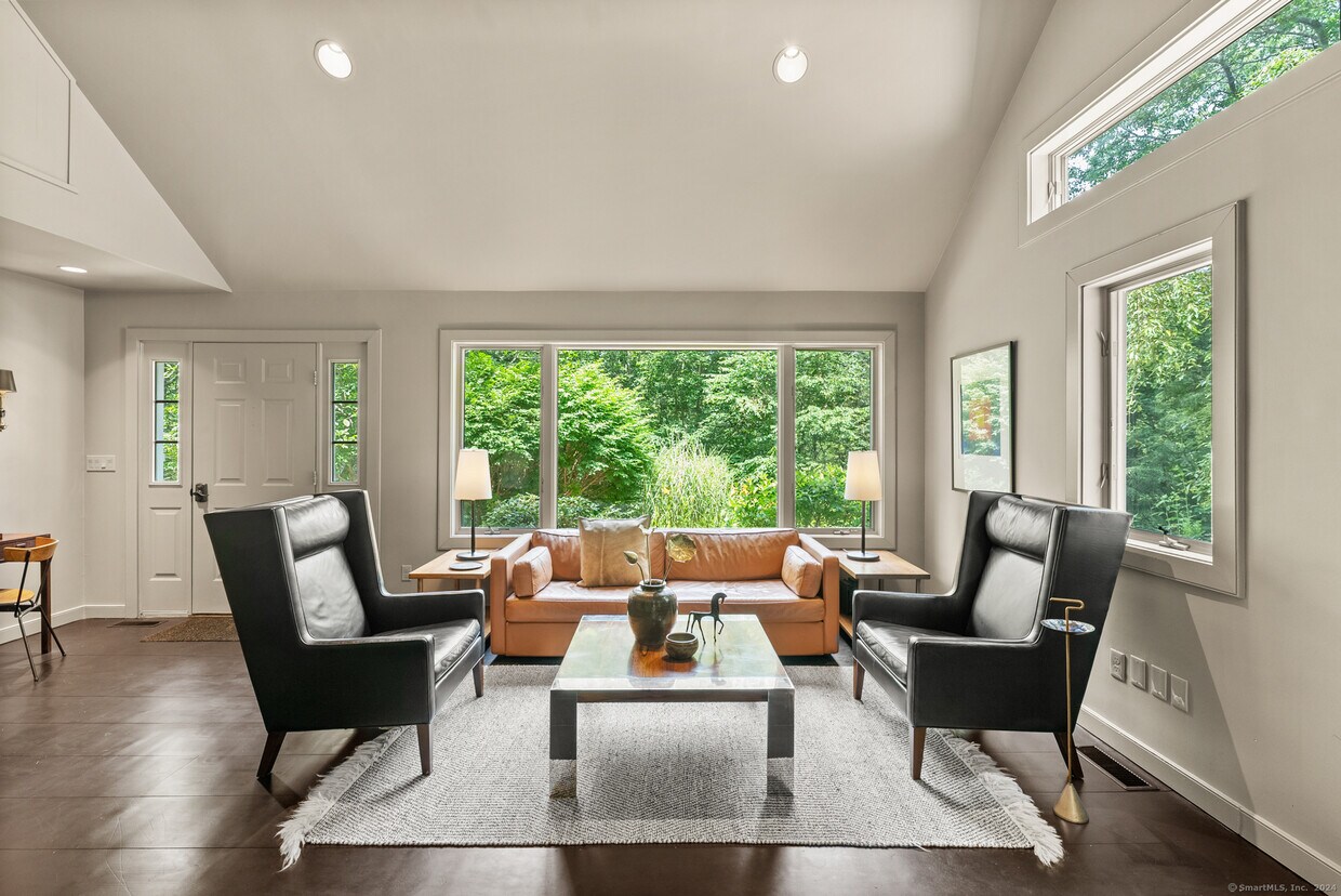 Foto principal - 37 Davenport Rd