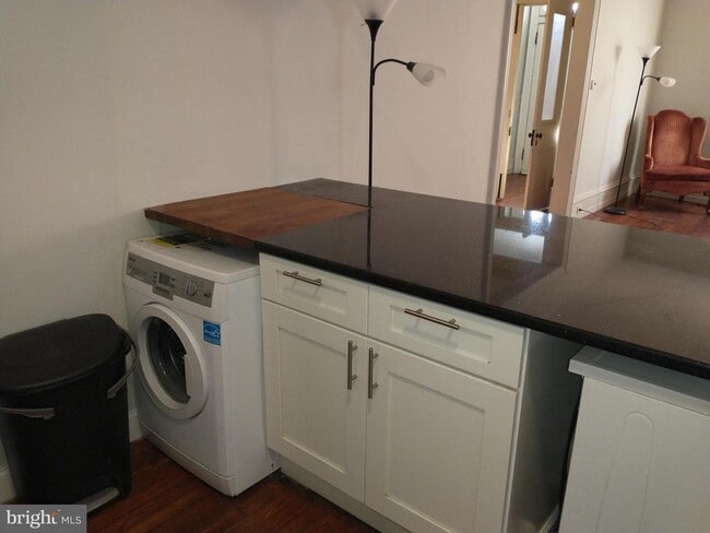 Building Photo - 6845 Germantown Ave