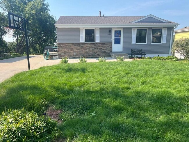 Photo - 9141 Grand Ave House