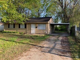 Building Photo - 4903 Ventura Dr