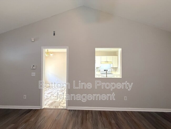 Building Photo - 5512 Windy Valley Dr