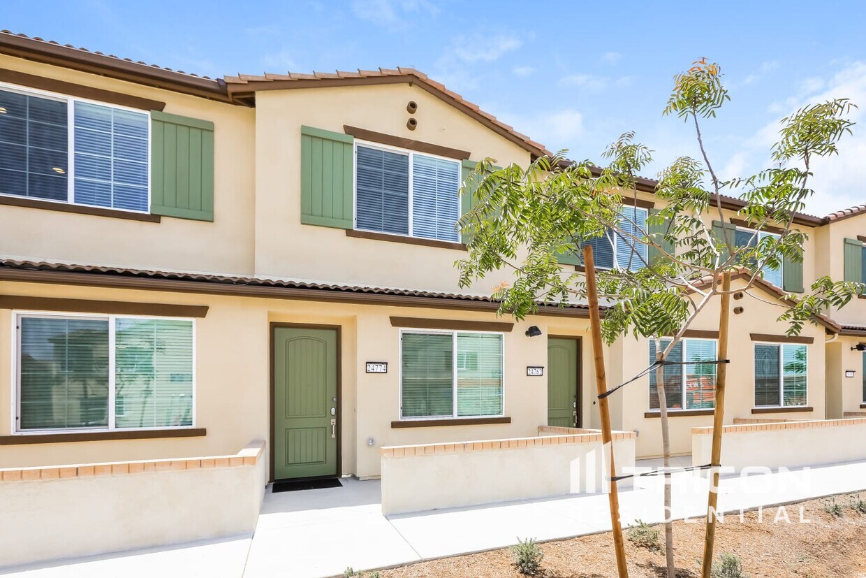 24774 Ahora Court Wildomar CA Townhome Rentals in Wildomar CA