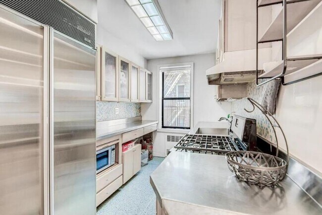 Foto del edificio - 3 bedroom in New York NY 10011