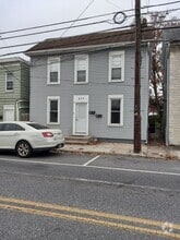Building Photo - 517 Salem Ave