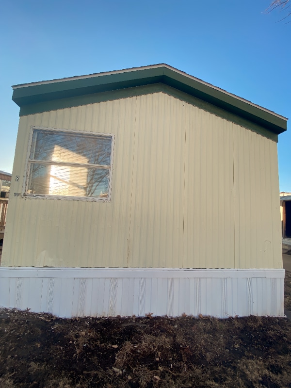 Building Photo - 777 E Yerby St