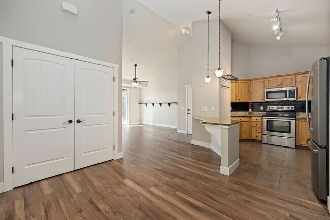 Foto del edificio - Bright 2 Bed, 2 Bath Condo in Fort Collins!!