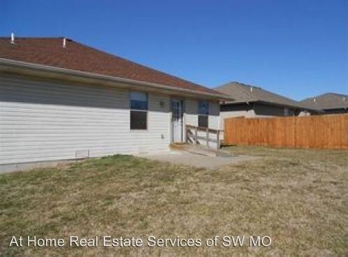 Building Photo - 3 br, 2 bath House - 1208 N Hilton