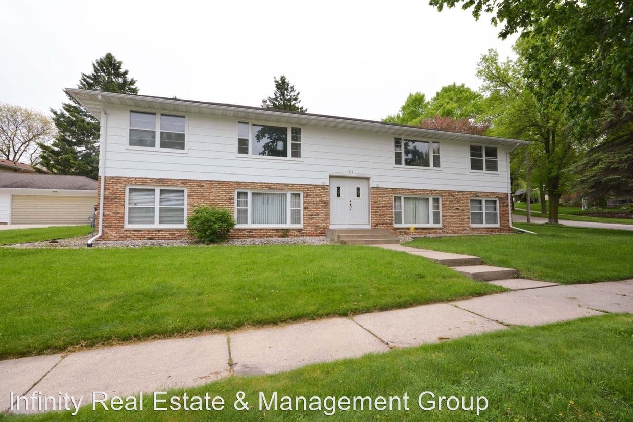 Primary Photo - 416 Zumbro Dr NW