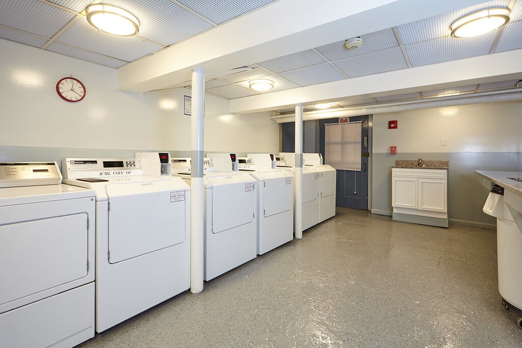 Building Photo - 33-C33 Coleman St