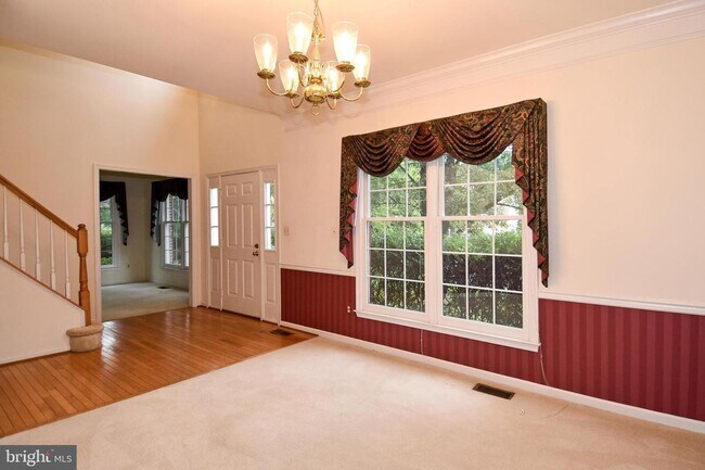 Building Photo - Elegant Brick Colonial on Quiet Cul-de-Sac...