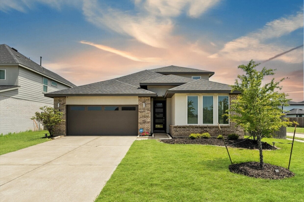 Primary Photo - 29262 Grand Gorge Dr