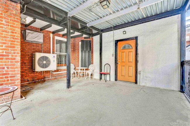 Building Photo - 84-39 Lefferts Blvd